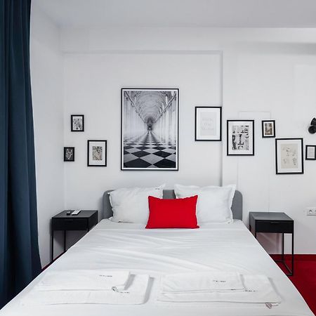 סופיה Central Art-Inspired Flat With Private Garage מראה חיצוני תמונה