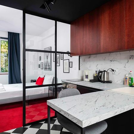 סופיה Central Art-Inspired Flat With Private Garage מראה חיצוני תמונה