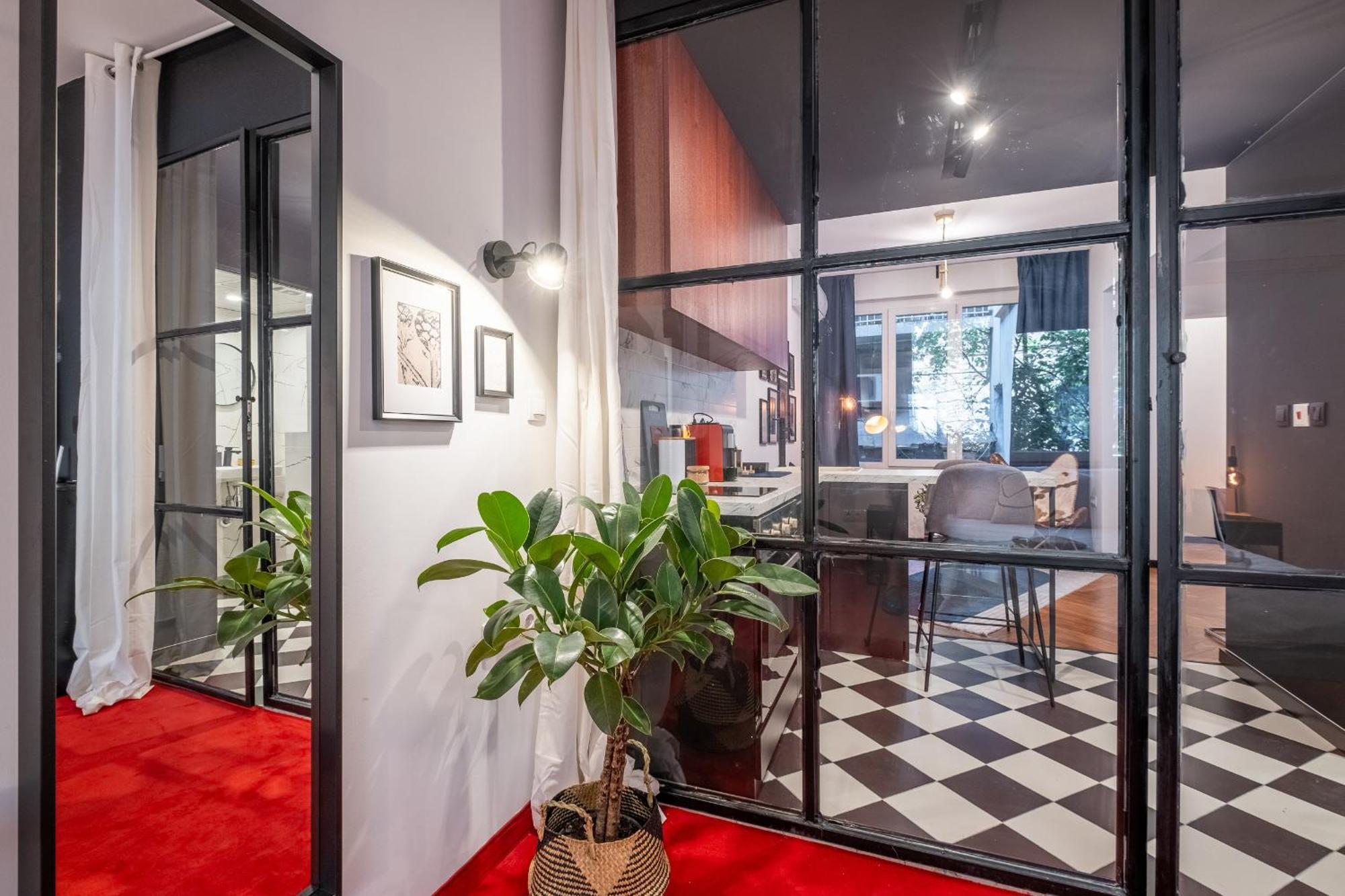 סופיה Central Art-Inspired Flat With Private Garage מראה חיצוני תמונה
